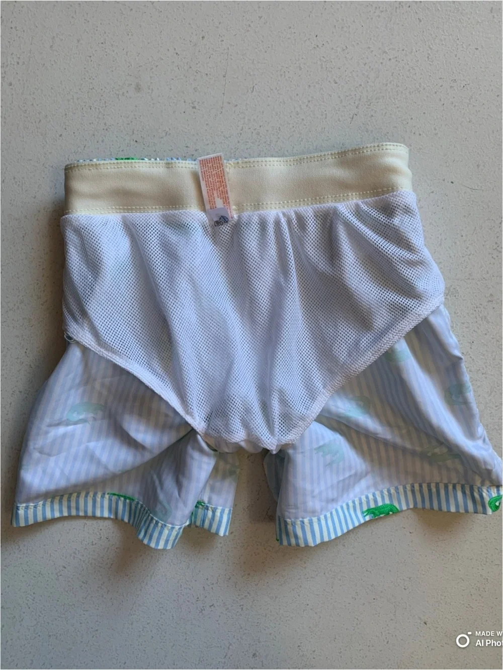 Cat & Jack Alligator Swim Trunks Swimsuit Size Small NWOT Blue Green Stripe